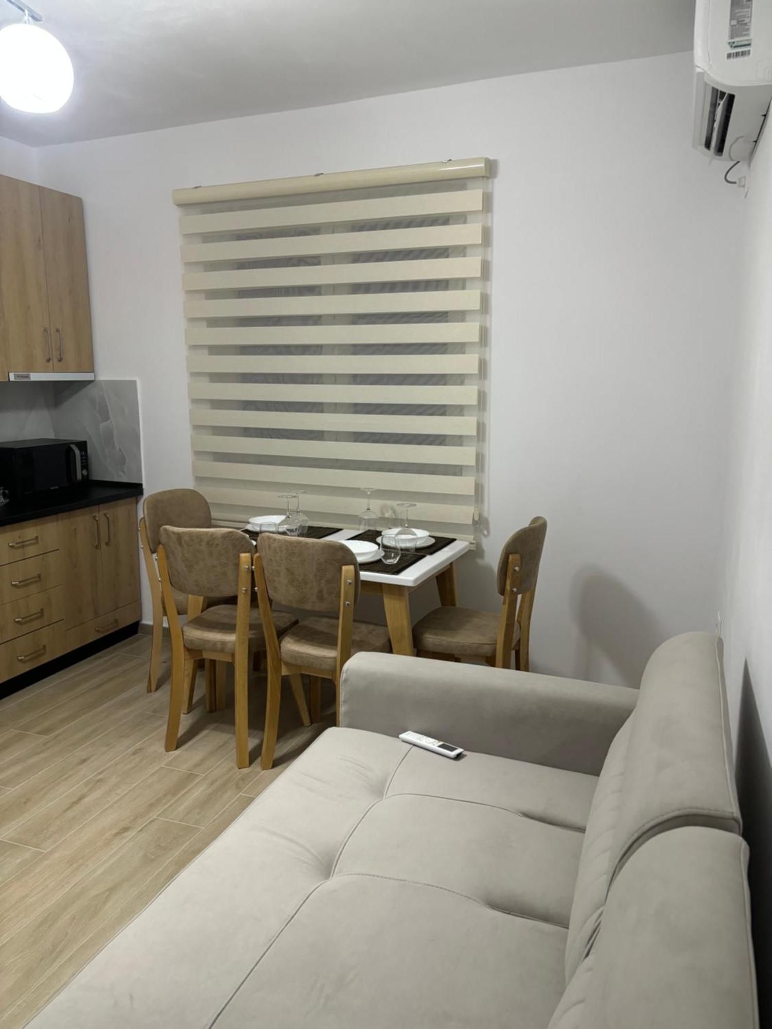 Kevi 's Place Apartament