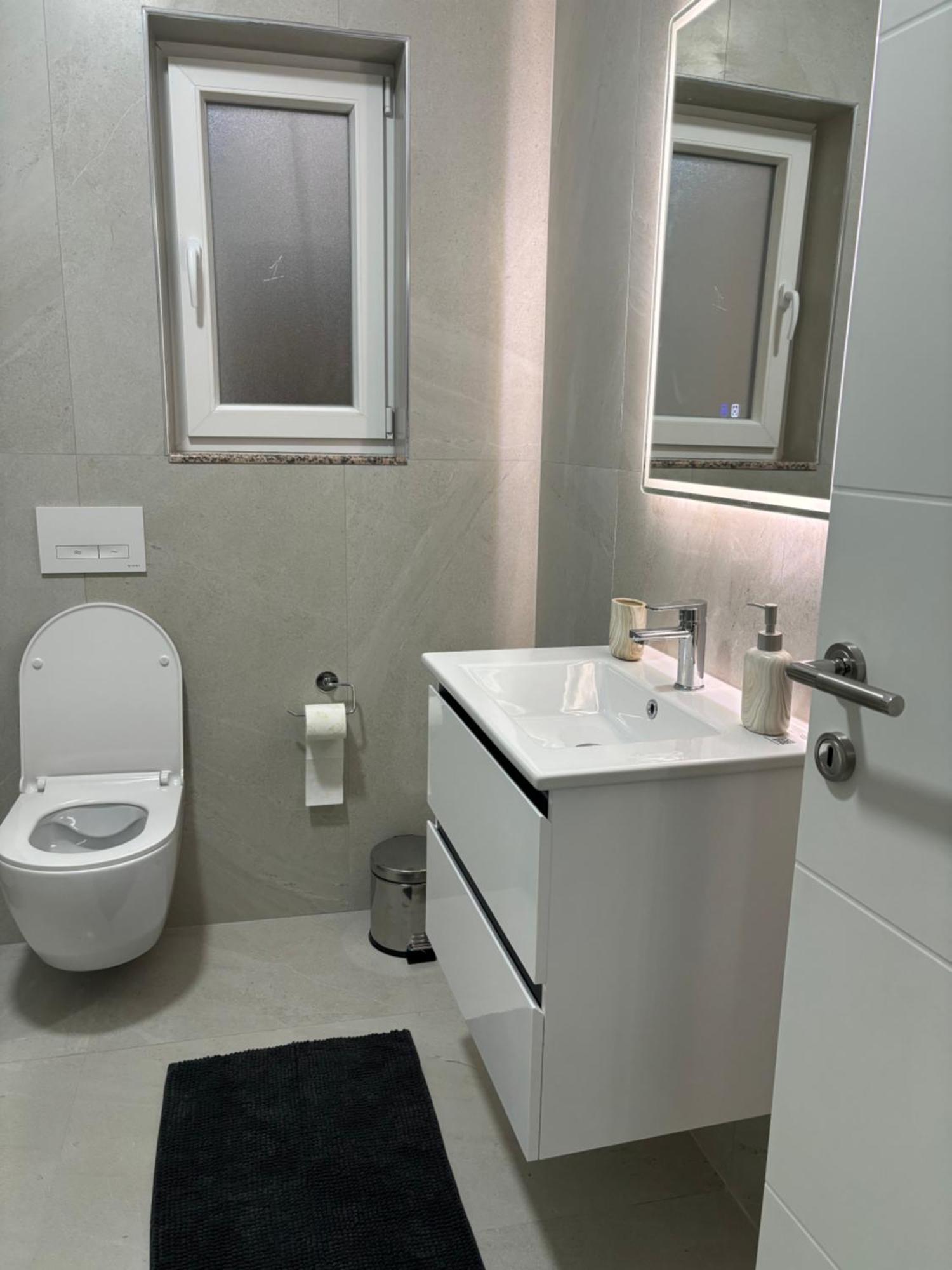 Kevi 's Place Apartament *